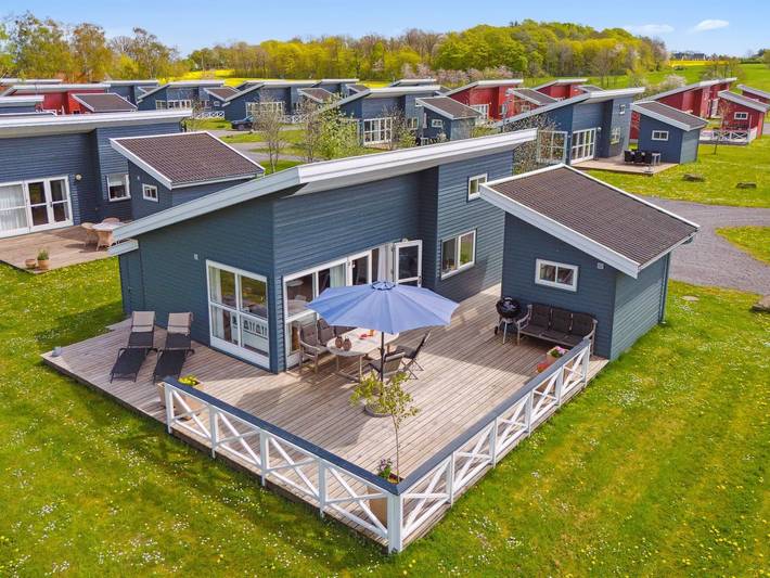 Feriehus for 6 personer, med terrasse - 1