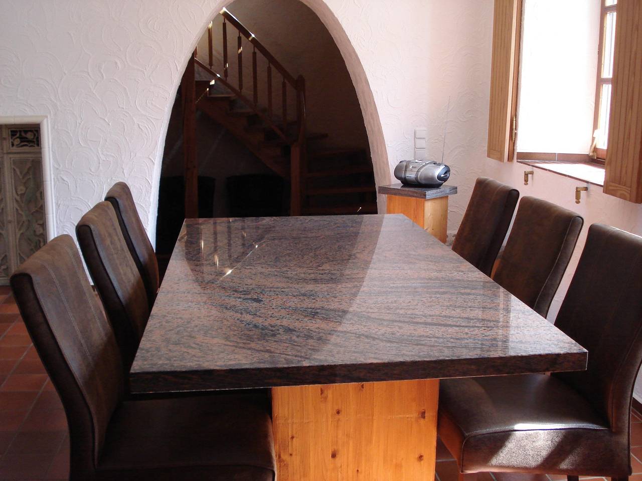 Ganze Ferienwohnung, 6-Bett-Ferienwohnung Eifeltraum mit Sauna in Steffeln, Vulkaneifel