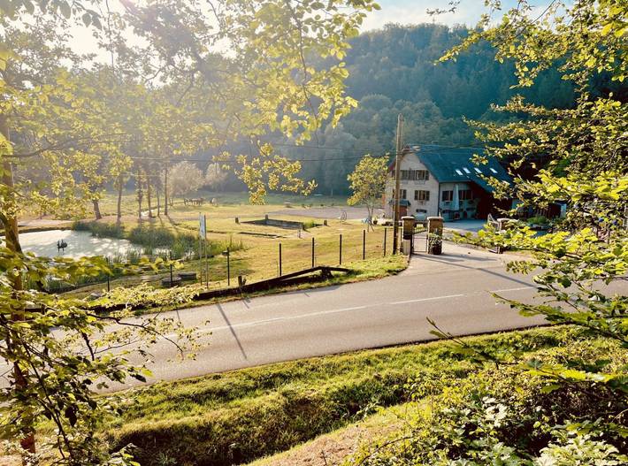 Gîte pour 12 personnes, avec jardin et vue sur le lac - 1
