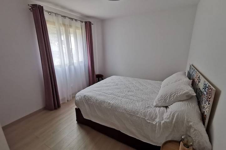 Location de vacances pour 12 personnes, avec jardin à Cuges-les-Pins - 2