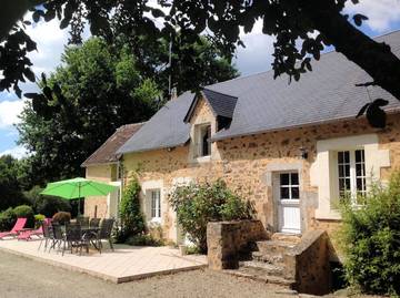 Gîte pour 8 personnes, avec terrasse et jardin dans la Sarthe