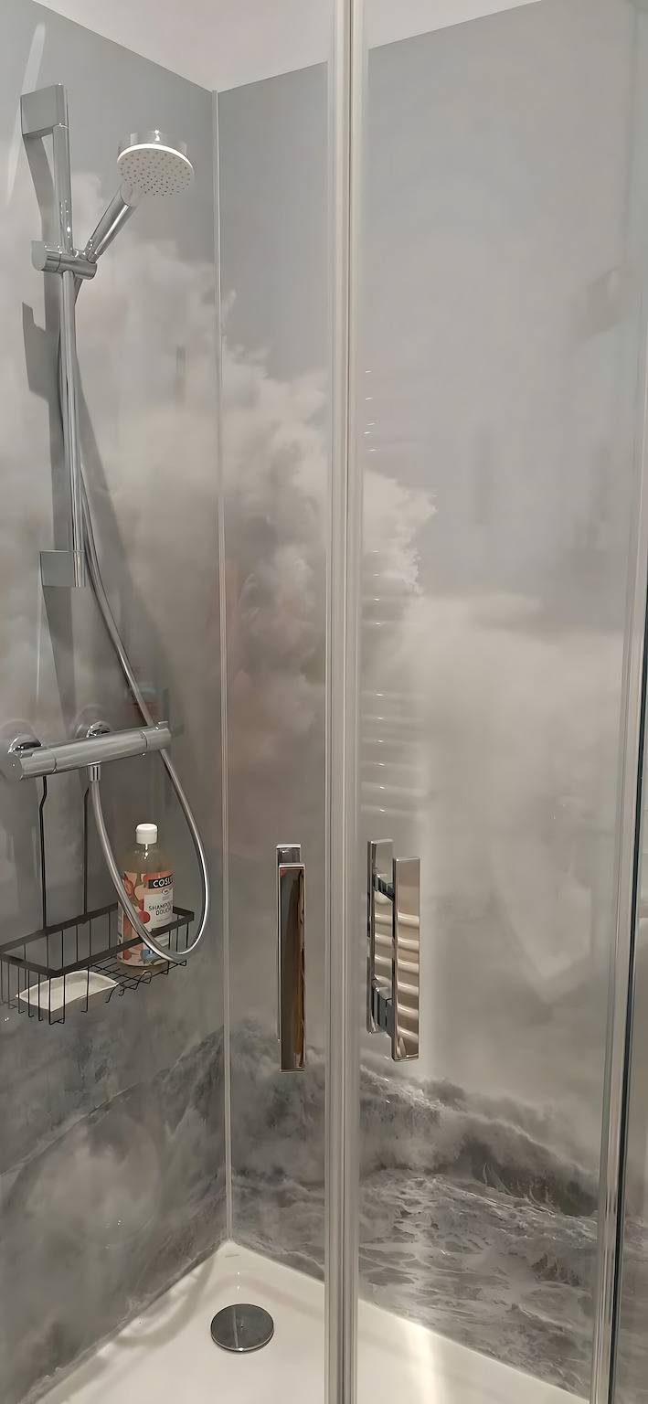 Holiday Home 'Comme À La Maison' with Private Terrace, Garden & Wi-Fi in Ducey, Avranches region