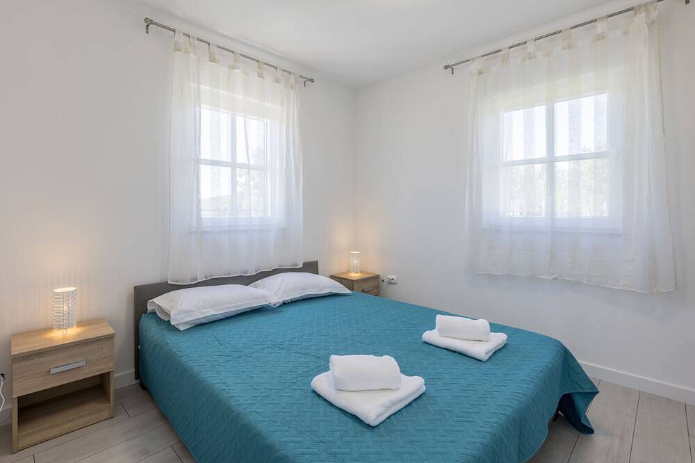 Haus mit Pool für Familien Tijarica, Zagora in Dalmatinisches Zagora