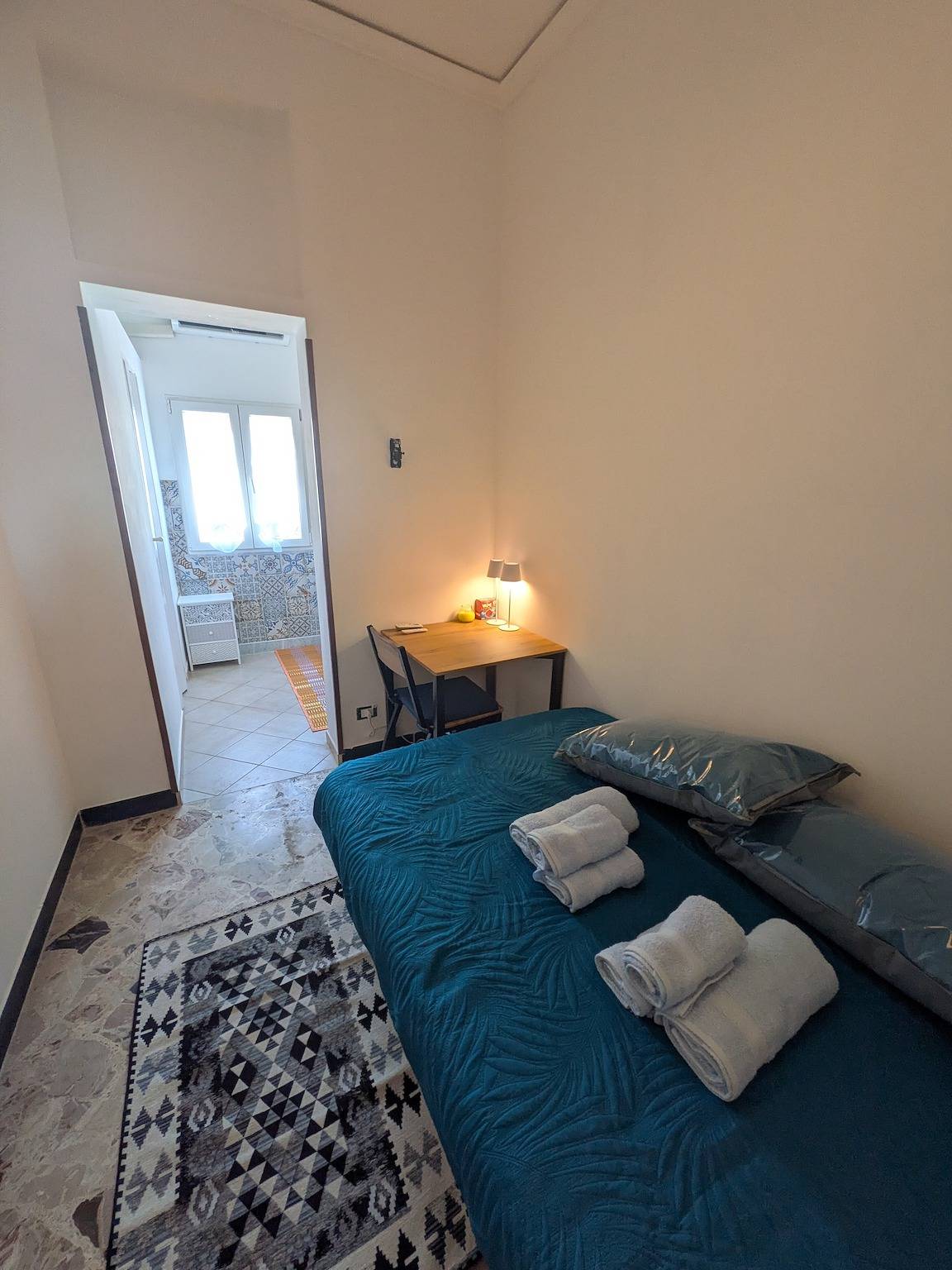 Ganzes Studio, Studio „The Nice Bright House Clio“ mit Wlan und Klimaanlage in Mondello, Palermo