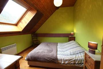 Location De Vacances pour 10 Personnes dans Cette-Eygun, Pyrénées, Photo 1