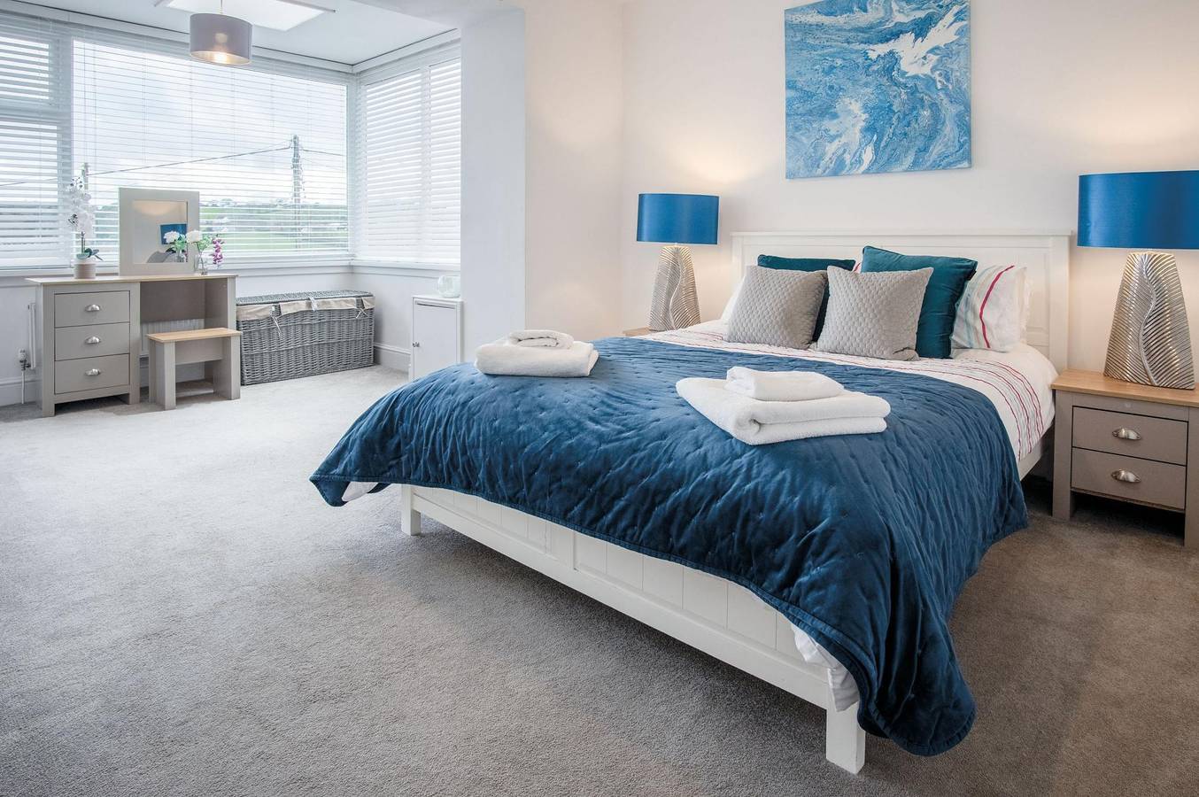 Entire apartment, Pencw Garden View - 3 Bed Apartment - Saundersfoot in Saundersfoot, Pembrokeshire