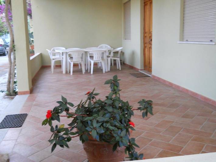 Gîte pour 6 personnes, avec vue et jardin dans San Giovanni Sardinia - 4