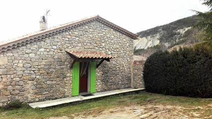 Gîte pour 4 Personnes dans Montauban-sur-l'Ouvèze, Région de nyons, Photo 2