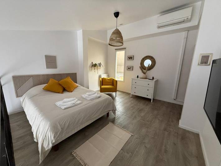 Gîte pour 4 personnes, avec balcon, animaux acceptés à Neuilly-sur-Marne - 3