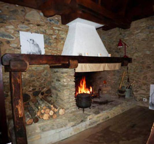 Gîte pour 3 personnes, avec jardin et terrasse à Bonac-Irazein - 2