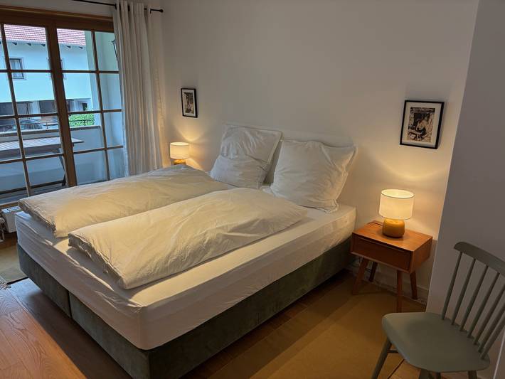 Ganze Ferienwohnung, Stubn Appartments - Ferienwohnung Stubn Zellerhorn 76 qm, 2 Schlafzimmer, Wohnzimmer mit Schlafcouch und Balkon in Kampenwand, Aschau im Chiemgau