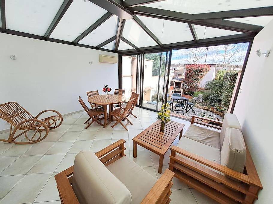 Appartement entier, Two-Bedroom Apartment in Plaisance-du-Touch, Toulouse et ses environs