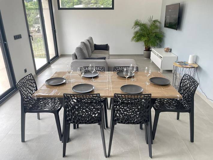 Location de vacances pour 8 personnes, avec jardin ainsi que terrasse et vue à Lachapelle-sous-Aubenas - 3
