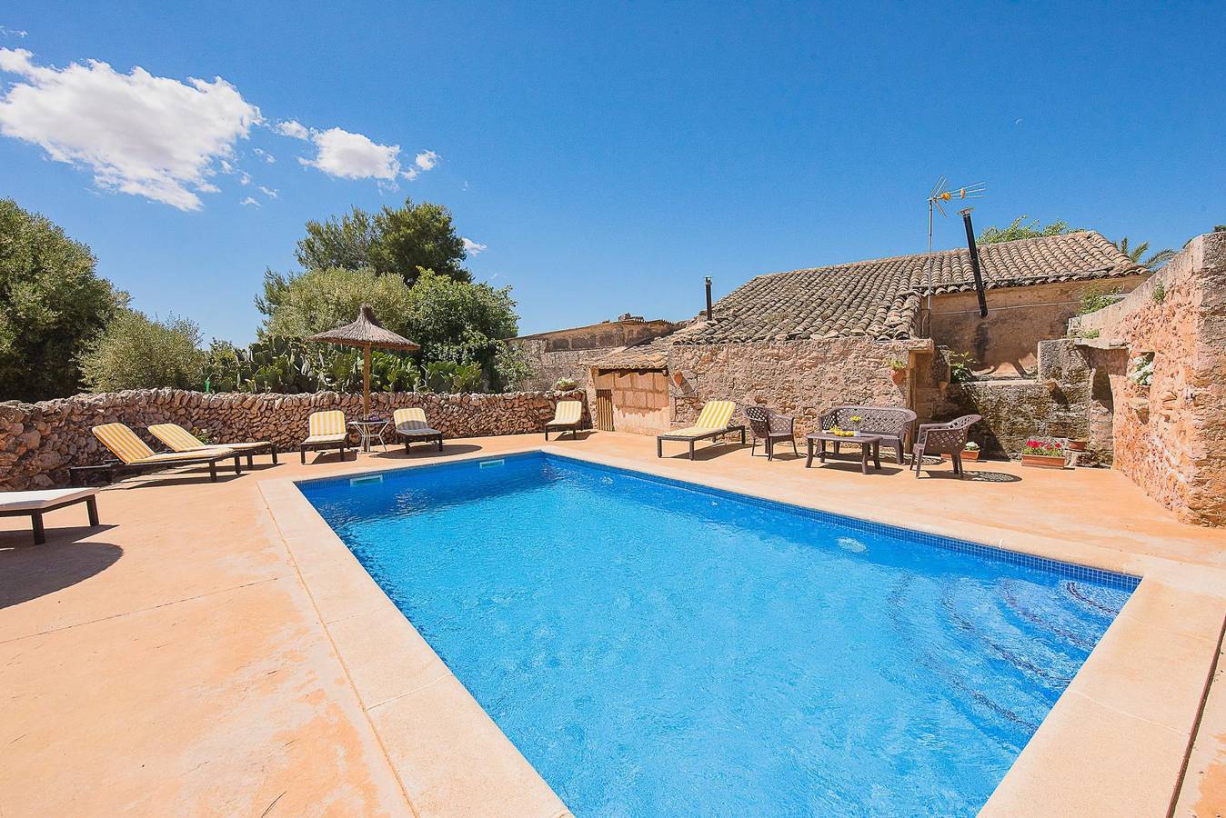 Son Caldés - Villa with private pool in Llucmajor. Free Wifi in Llucmajor, Zuid-Mallorca