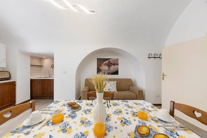 Holiday Home 'Stellina' with Wi-Fi and Air Conditioning