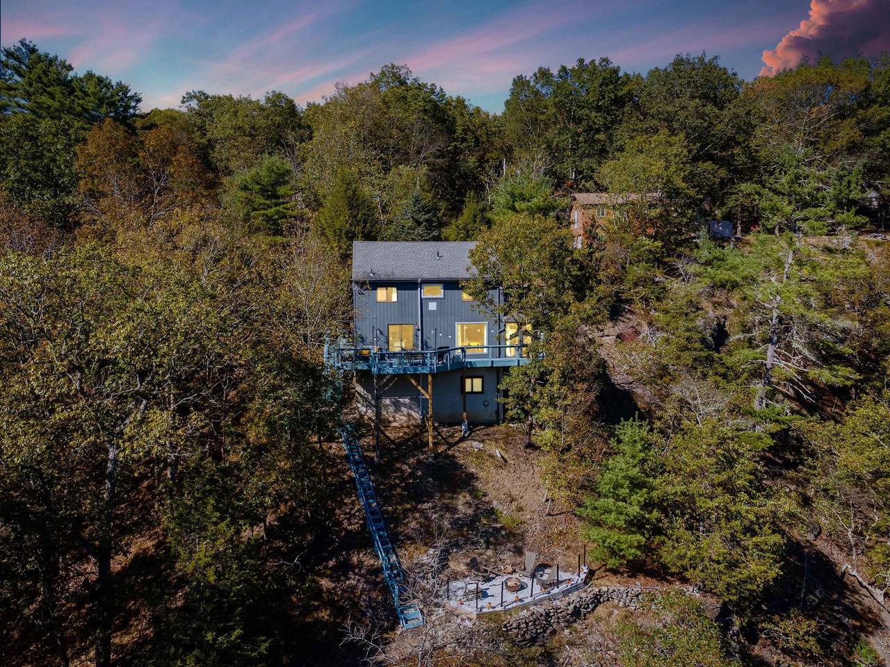 Riverfront Dog Friendly Cabin with Mountain Views in Condado de Monroe (PA)