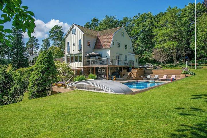Ferienhaus für 12 Personen, mit Pool und Garten - 1