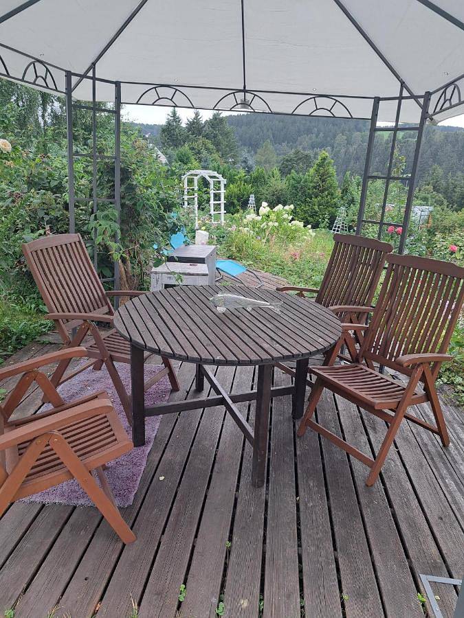 Ferienwohnung für 4 Personen, mit Ausblick und Garten sowie Seeblick, kinderfreundlich in Marienberg - 3