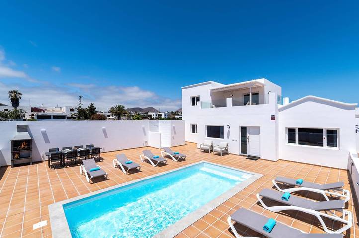 Villa pour 10 personnes, avec jardin - 1