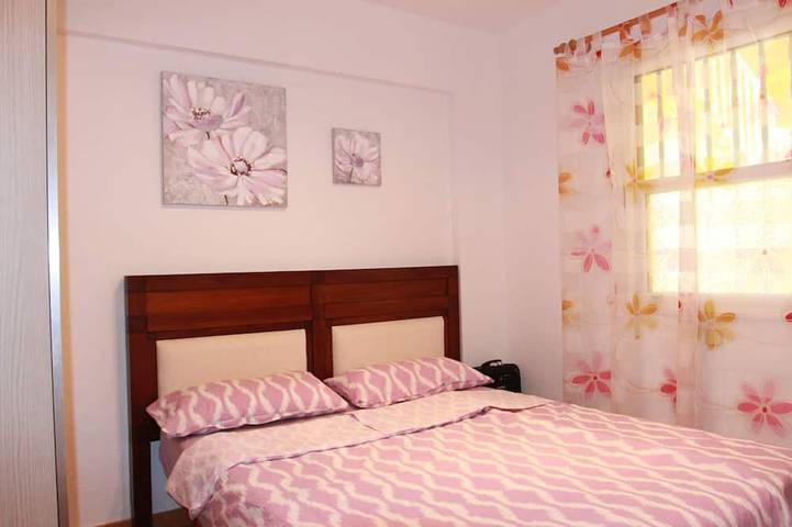 Apartamento entero, Apartamento justo en la playa de Playa de La Arena, con balcón y vista al mar. in Playa Neptuno (Santiago del Teide), Santiago del Teide