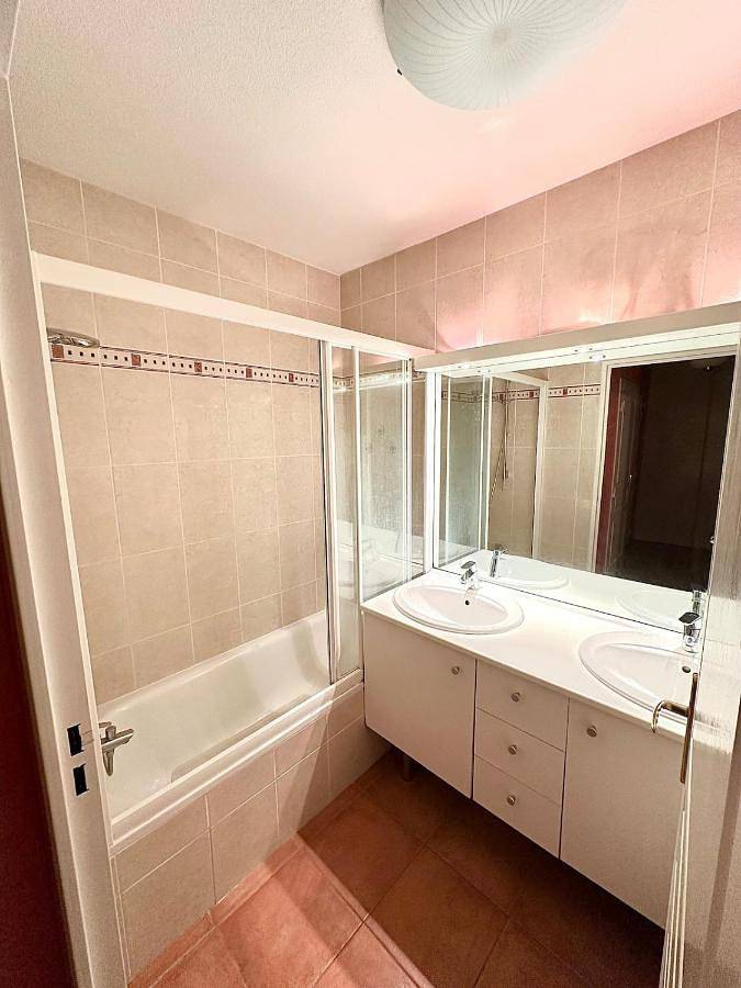 Appartement entier, Appartement vue sur le Chateau in Vétraz-Monthoux, Région de Saint-Julien-en-Genevois