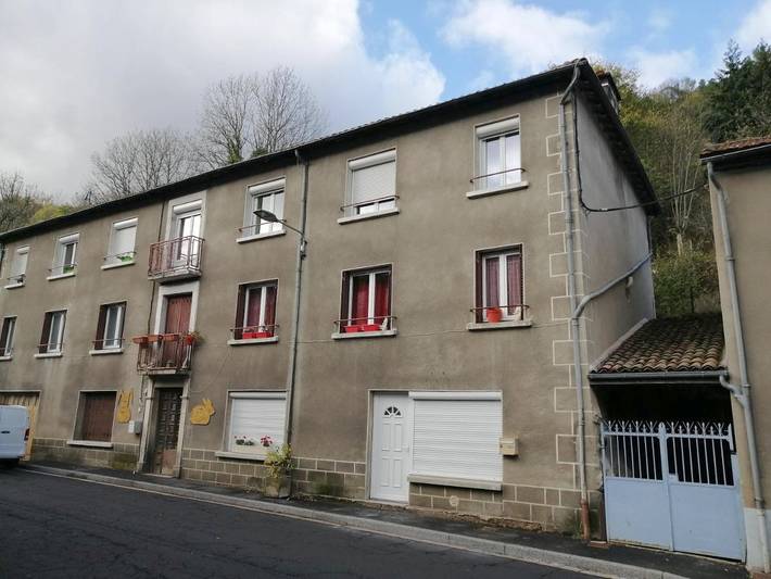 Gîte pour 4 personnes dans Ferrières-Saint-Mary - 2