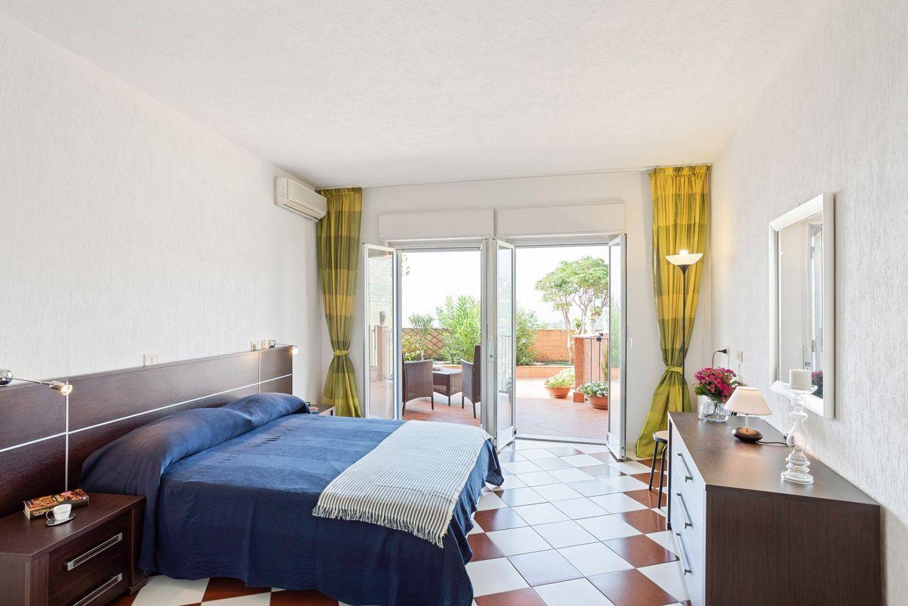 Ganze Wohnung, Ferienwohnung für 2 Personen mit Balkon/Terrasse in Taormina, Messina Provinz