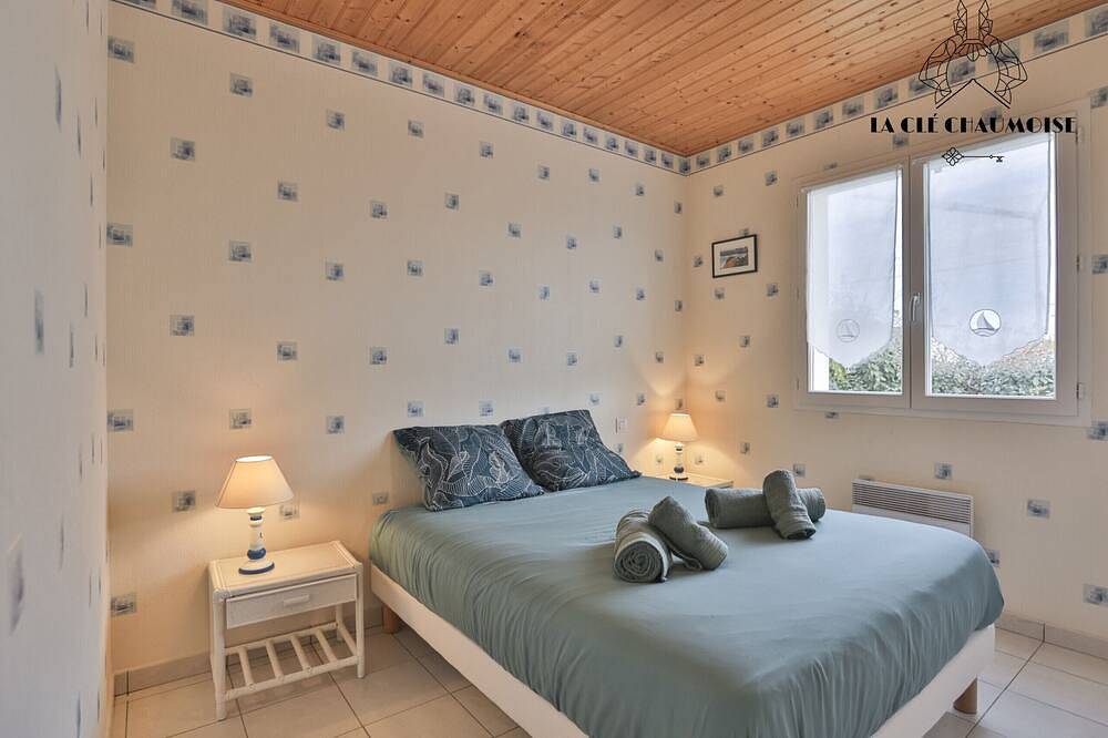 L'Échappée Chaumoise  Maison Cosy à 70m de la Plage in Les Sables-d'Olonne, Vendée
