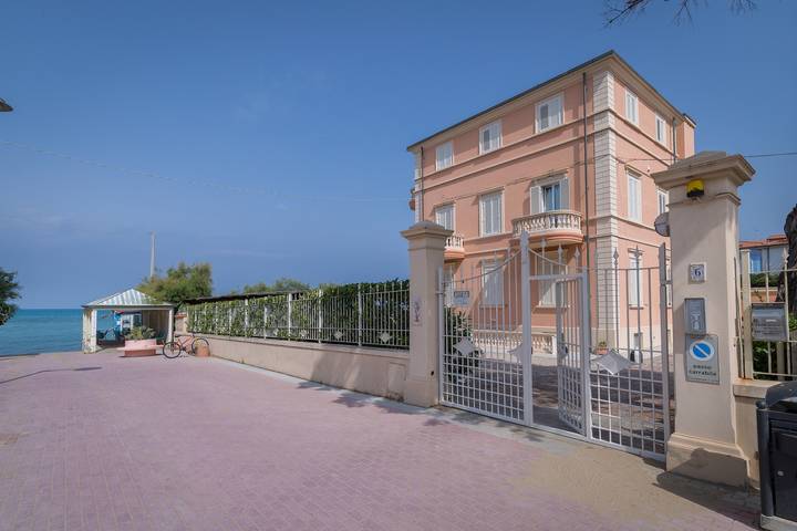 Ferienwohnung für 6 Personen, mit Garten in San Vincenzo