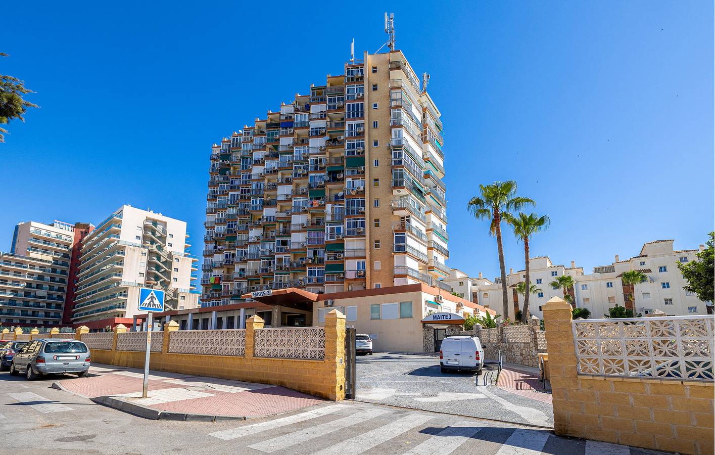 Geheel vakantieappartement, Appartement aan het strand met zwembad en terras in Benalmádena Costa, Benalmádena