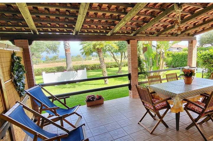 Appartement de vacances pour 6 personnes, avec terrasse ainsi que jacuzzi et jardin, animaux acceptés - 1