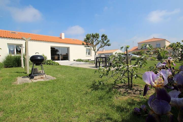 Gîte pour 9 personnes, avec jardin
