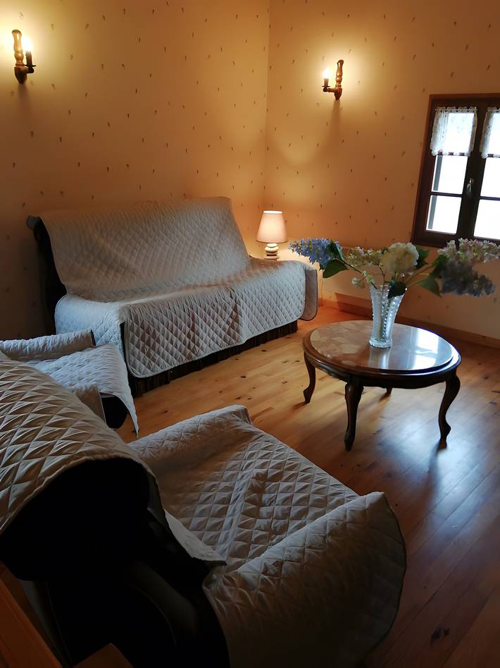 Maison de vacances « Gîte 5 Personnes À Madènes » à Chazelles in Haute-Loire