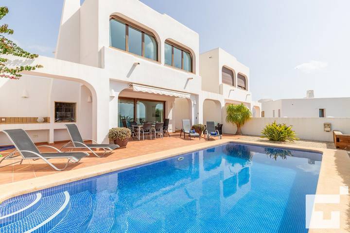 Villa mit pool für 6 Personen, mit Balkon und Pool sowie Garten und Kinderpool in Calpe - 4
