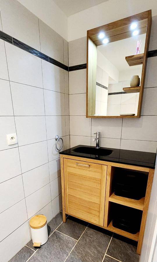 Location de vacances pour 4 personnes, avec terrasse à Ozillac - 2