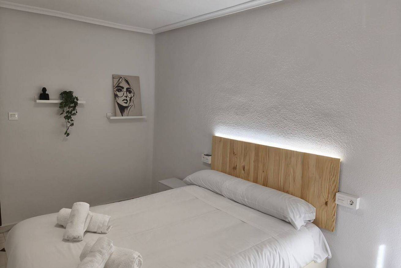 Geheel appartement, Gezellig appartement vlak bij de Río Nalón – 1,5 km naar het stadscentrum in Samartín del Rei Aurelio, Nalón