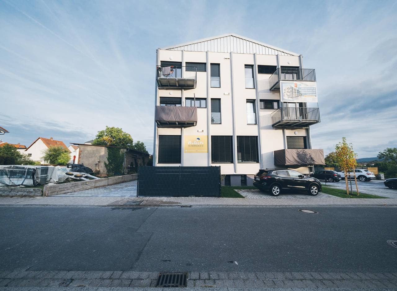 Main Boardinghouse - Appartement mit Doppelbett in Erlenbach am Main, Fränkisches Weinland