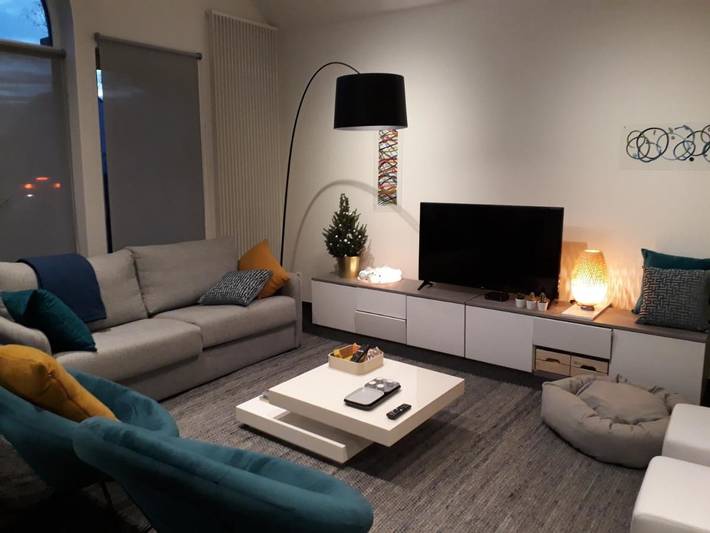 Maison de vacances pour 4 personnes, avec Terrasse ainsi que Jardin et Piscine à Bilzen