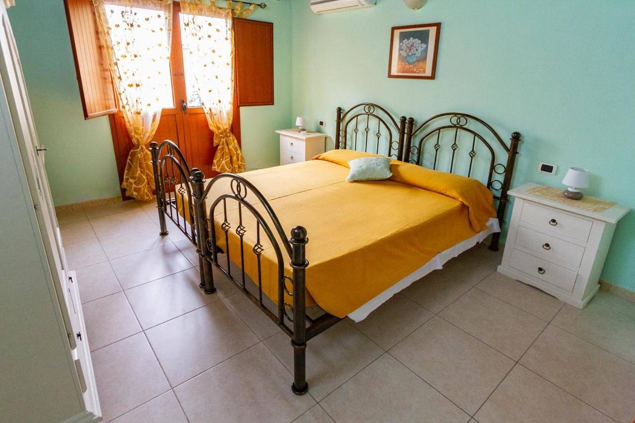Double or Twin Room with Bathroom in San Vito, Cagliari Provinz
