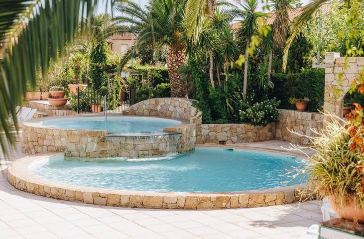 Ferienpark für 4 Personen, mit Kinderpool und Pool sowie Garten und Ausblick, mit Haustier auf Korsika - 4