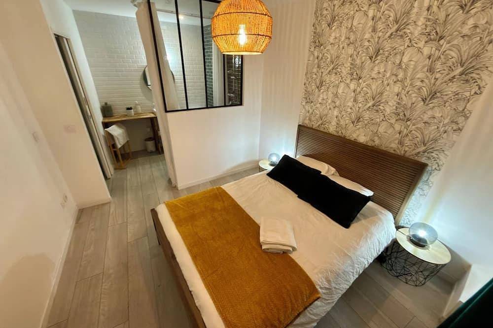Entire apartment, Center de Vienne 2 bedroom, 2 bathroom apartment near Lyon in Vienne (Isère), Vienne region