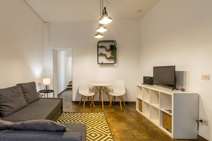Entire apartment, Apartment 'Navona 27' with Private Terrace, Wi-Fi and Air Conditioning in Rome City Center, Rome