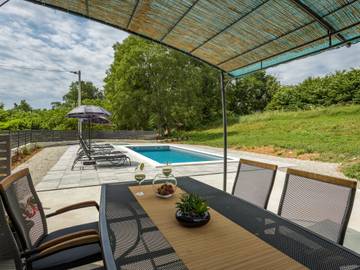 Ferienhaus für 6 Personen, mit Garten und Balkon in Istrien