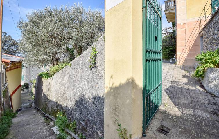 Apartamento con vistas al mar - WiFi, AC, Terraza, 1km de la playa in Camogli, Riviera di Levante