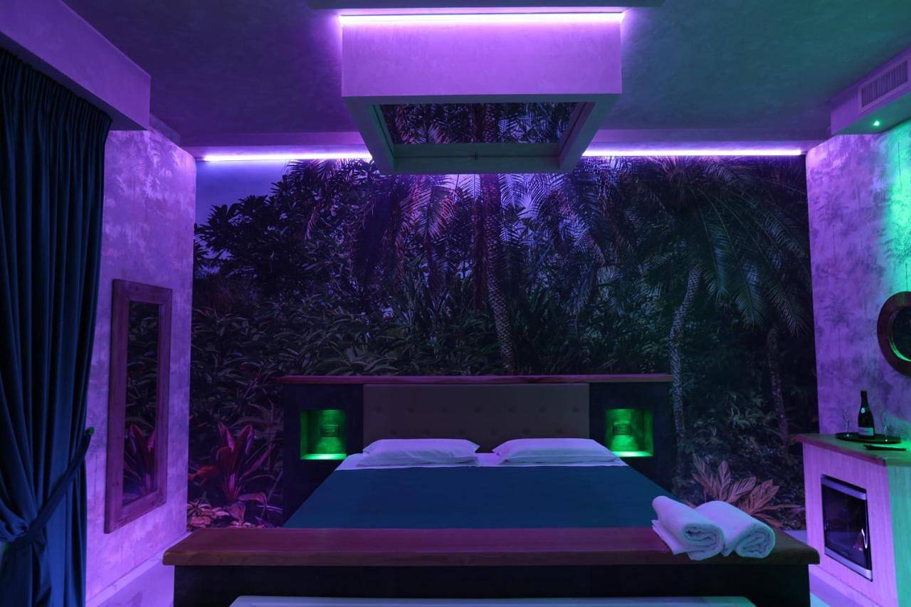 Suite with Spa Bath in Eboli, Provincia di Salerno