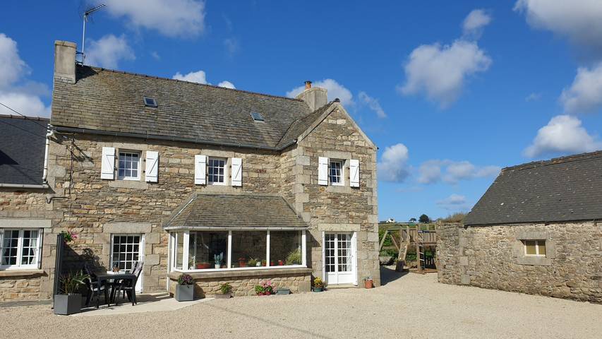 Gîte pour 4 personnes, avec terrasse et jardin - 1