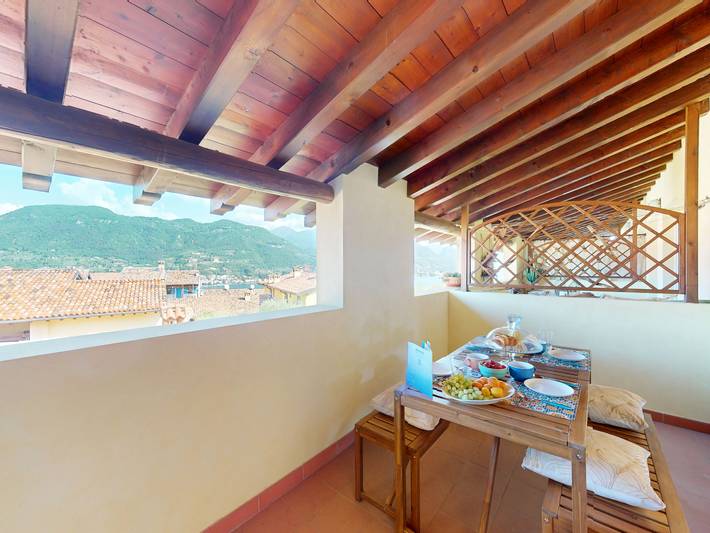 Ferienwohnung für 6 Personen, mit Seeblick und Terrasse in San Felice del Benaco - 2