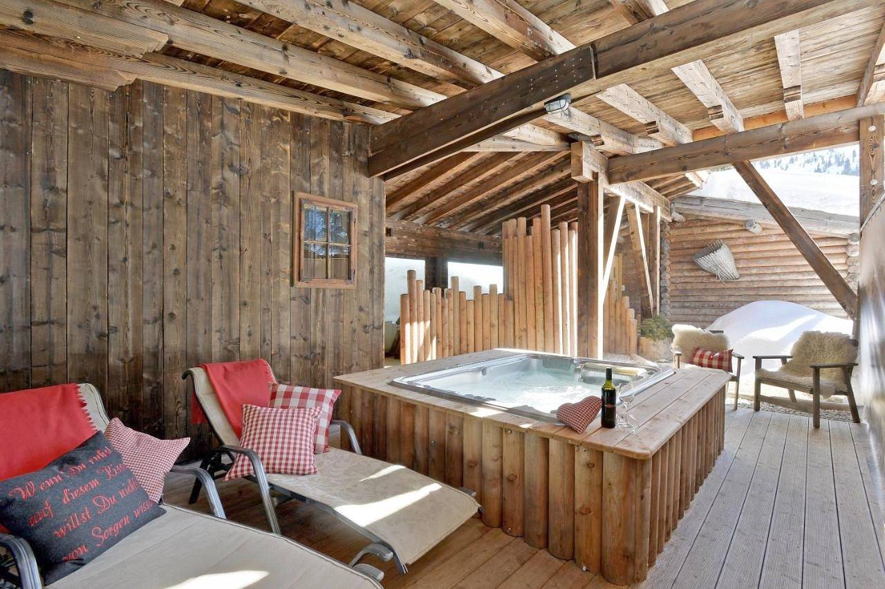 Ganze Wohnung, Almnest in Hochfügen mit privat Spa in Tuxer Alpen, Hochfügen