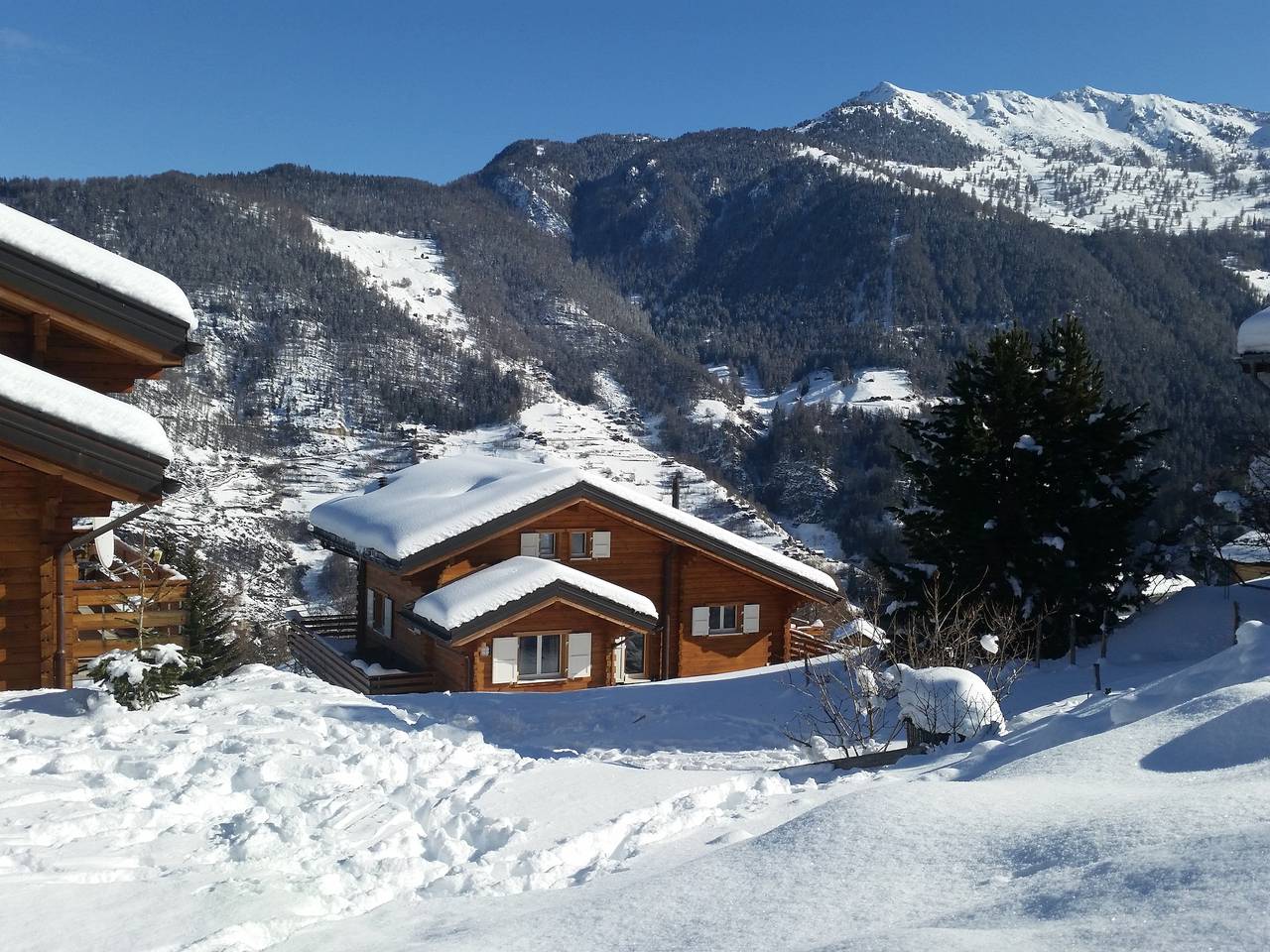 Chalet Chalet le Fauconnier in La Tzoumaz, Riddes