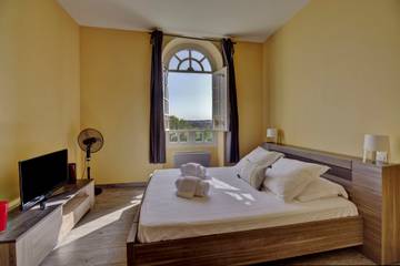 Holiday Rental for 6 People in Bordeaux, Bordeaux region, Photo 2